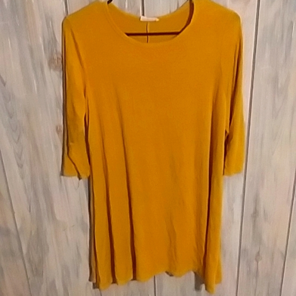 Pinc quarter length sleeve dress